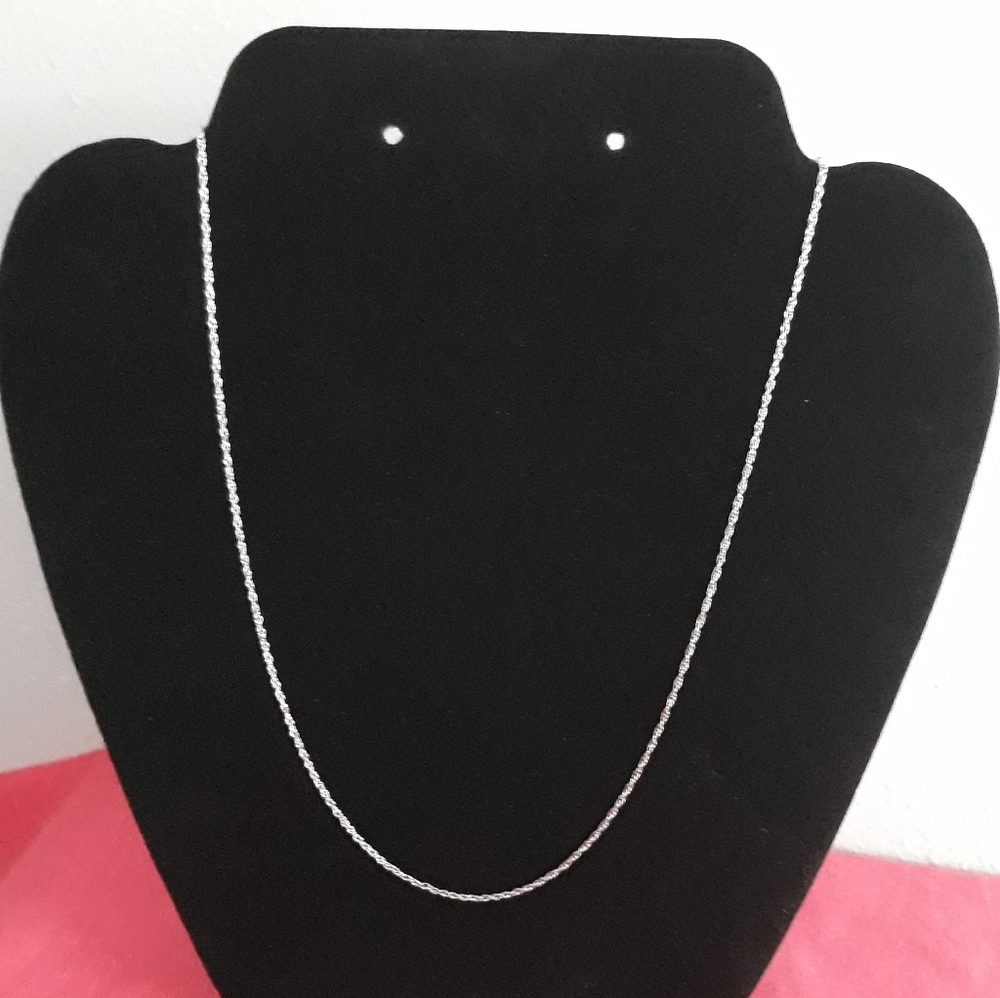 ❤❤❤ 925 SILVER NECKLACE